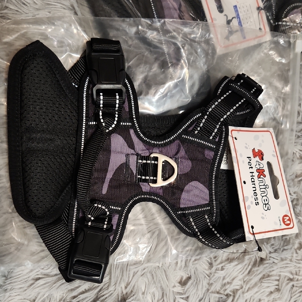 4knines Harness Size Medium New (Black/gry Camo - Not Purple Like It Looks)